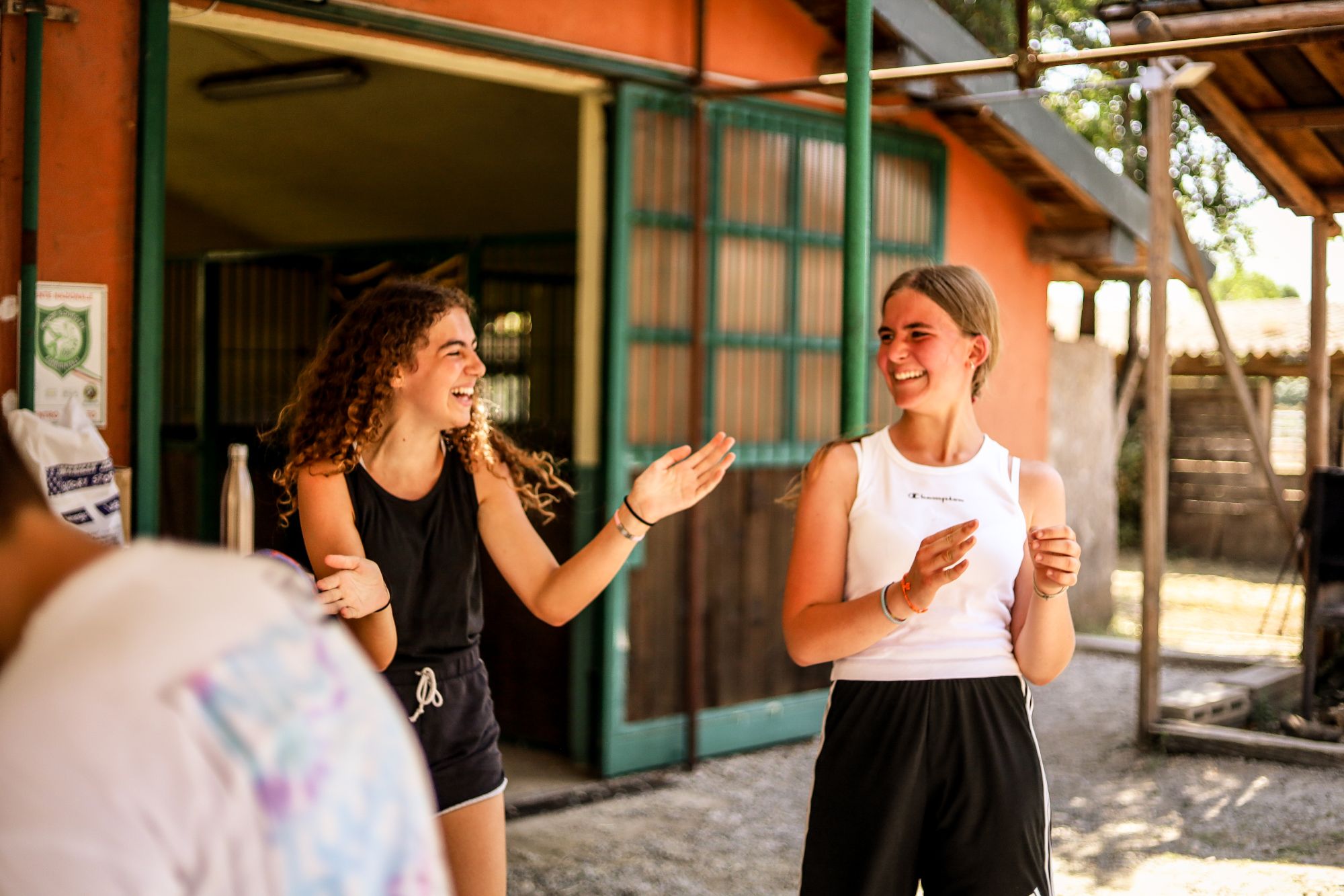 Amici per tutta l'estate al centro estivo Alba Summer Camp, Treviglio